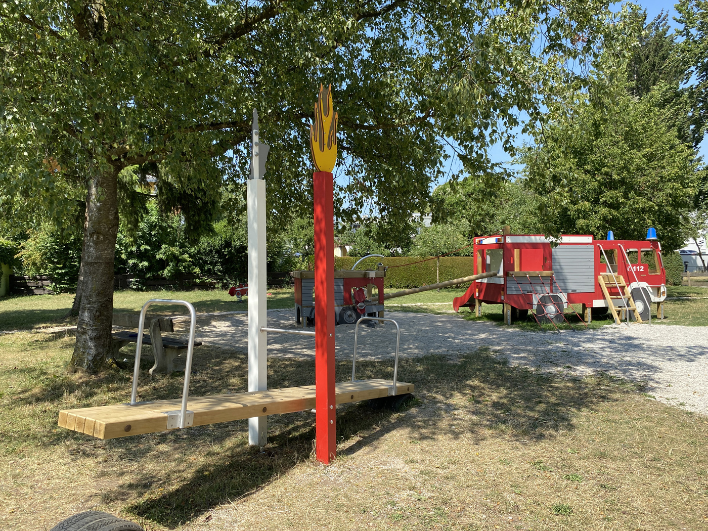 Spielplatzgeraete Maier_EM-G-230_Ainring_Feuerwehr_4300103